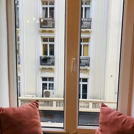 Paris - Ultracentral Studio Campineanu Apartment